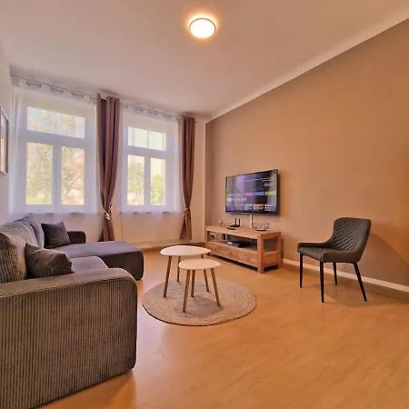 Appartement Happyside Stil & I 3 Personen I Familienfreundlich I Wlan I Smart Tv I Ps4 Markkleeberg