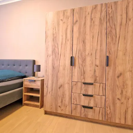 Happyside Stil & I 3 Personen I Familienfreundlich I Wlan I Smart Tv I Ps4 Appartement